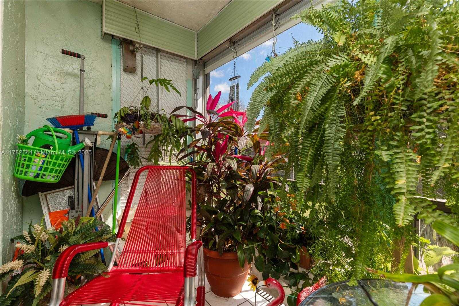 Small Image of 400 SOUTH HOLLYBROOK DR #302, Pembroke Pines Number 31