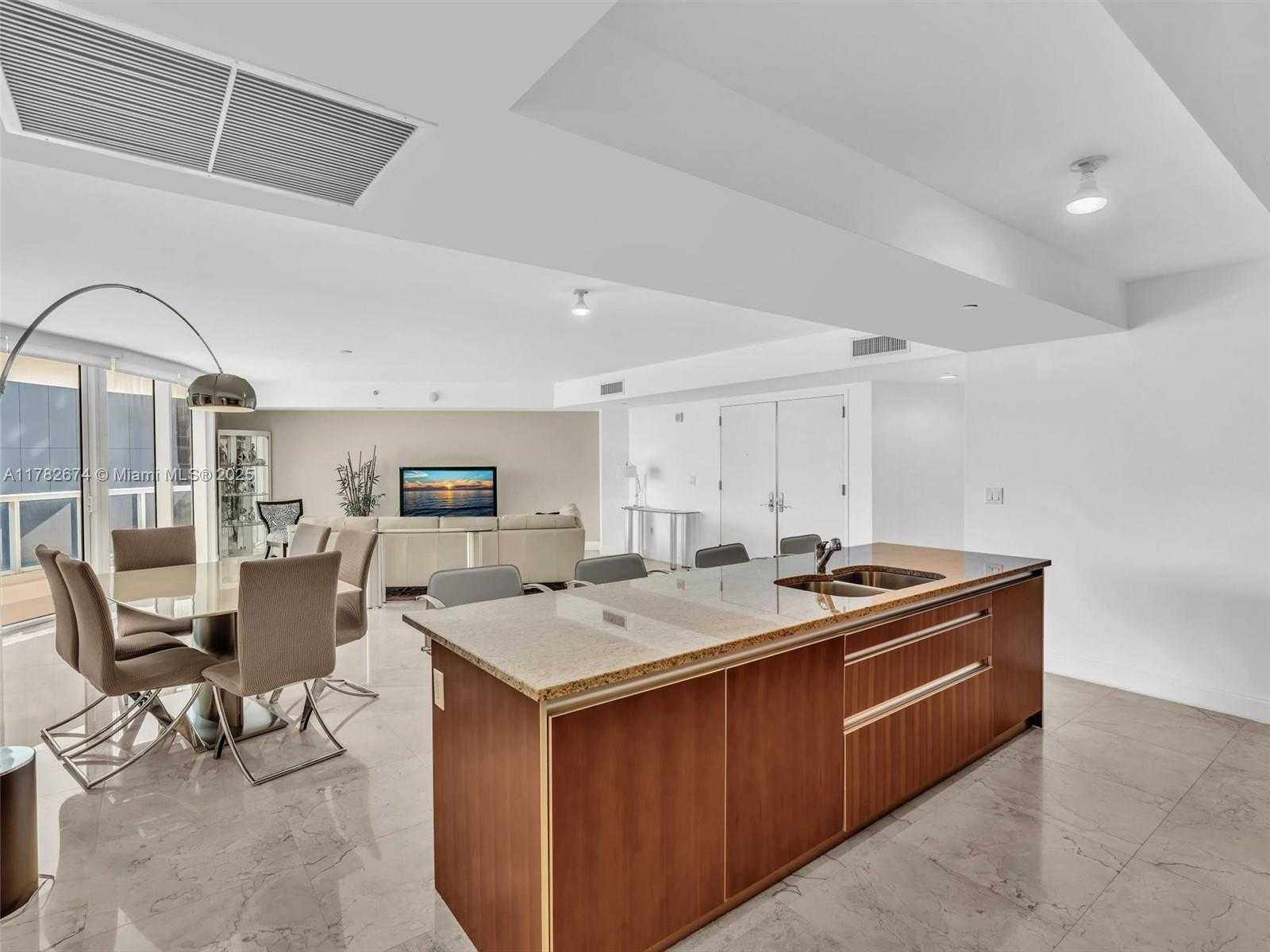 Small Image of 17201 COLLINS AVE #704, Sunny Isles Beach Number 12