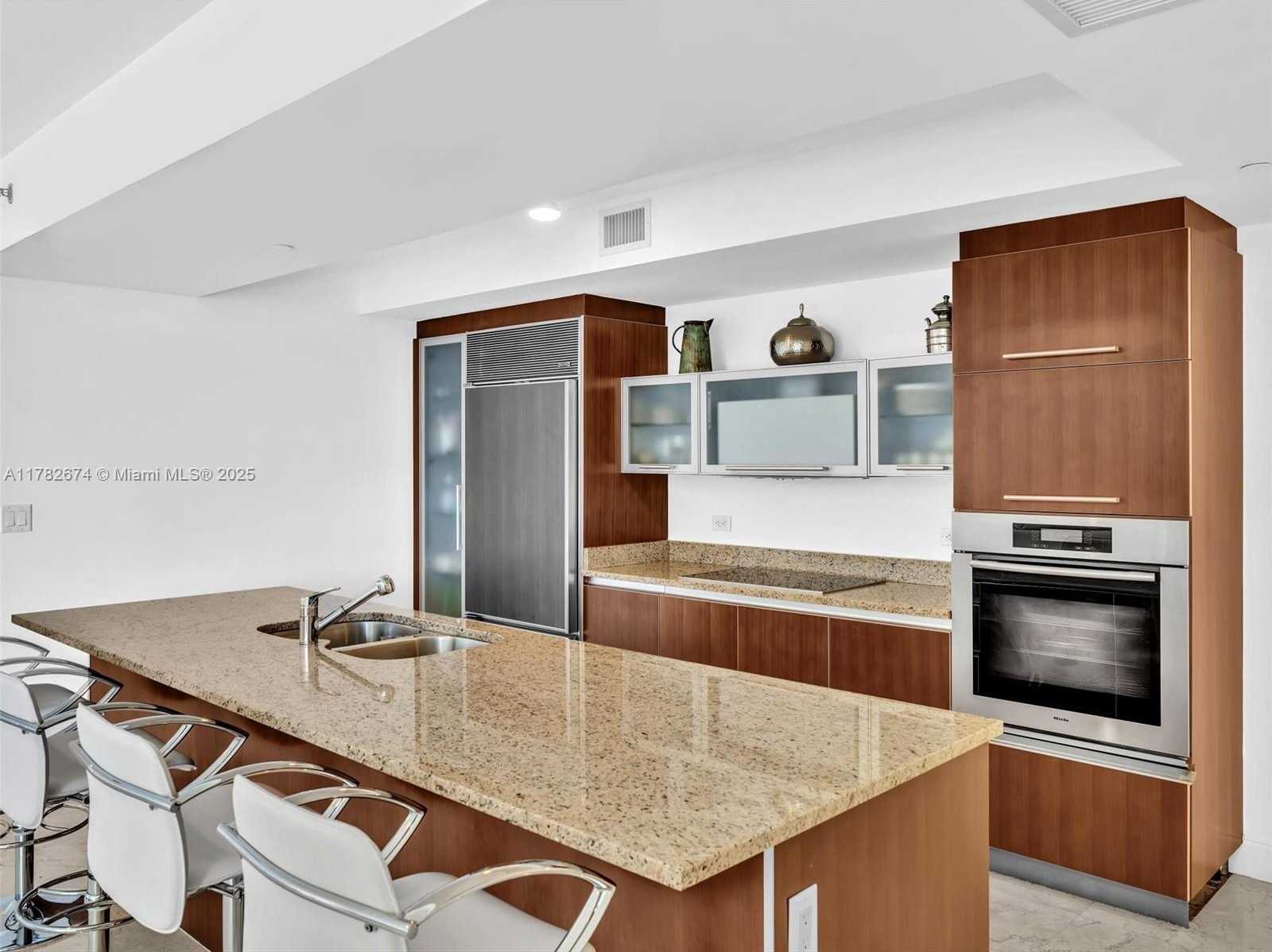 Small Image of 17201 COLLINS AVE #704, Sunny Isles Beach Number 16