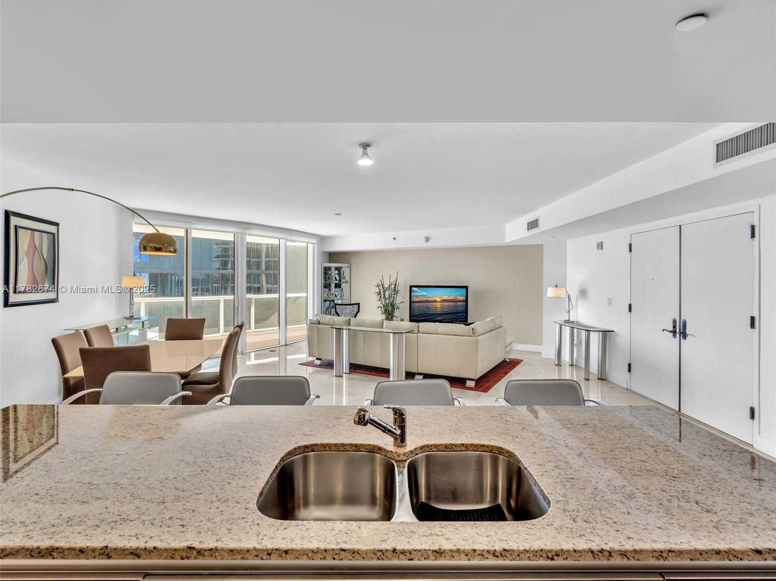 Small Image of 17201 COLLINS AVE #704, Sunny Isles Beach Number 26