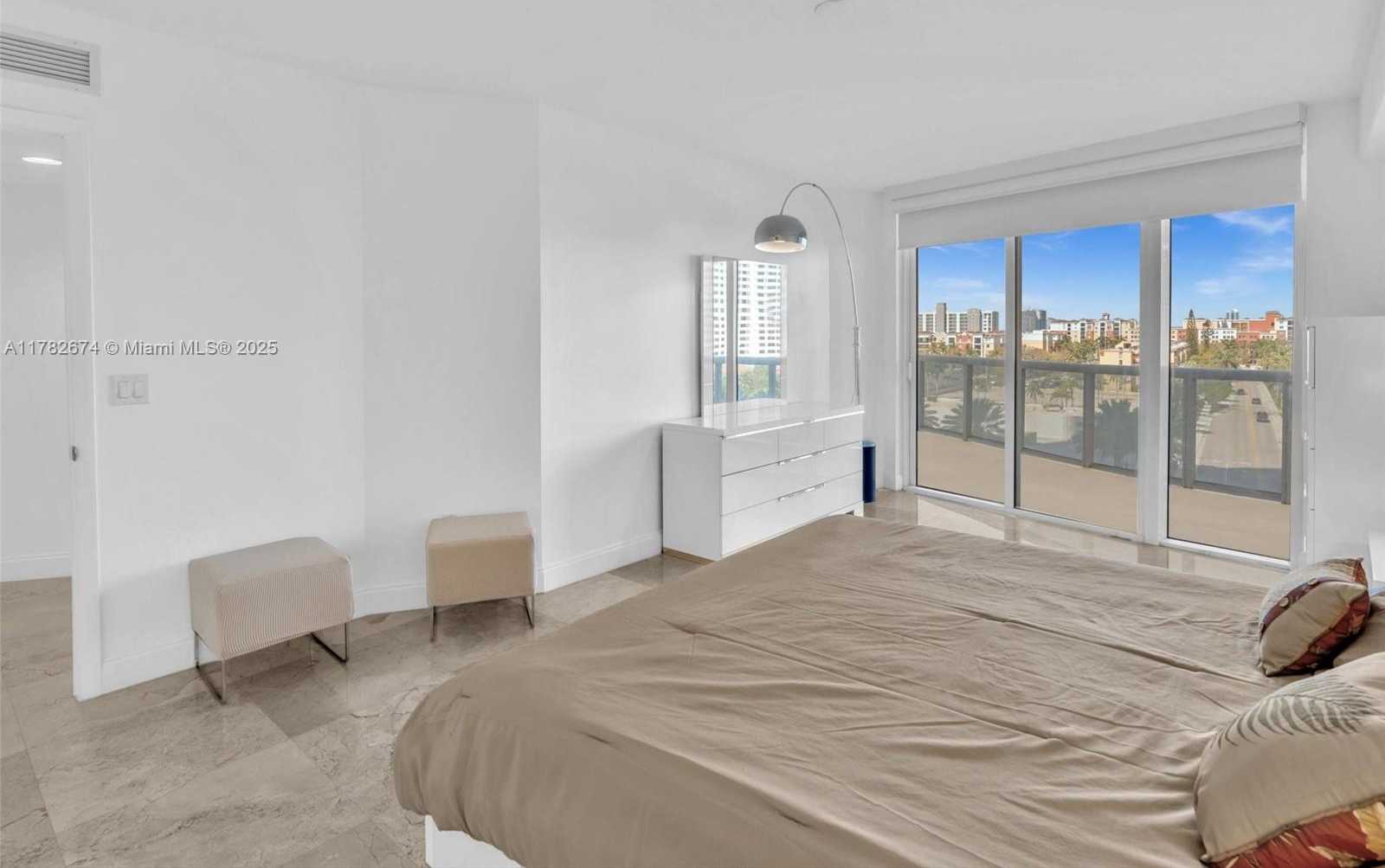 Small Image of 17201 COLLINS AVE #704, Sunny Isles Beach Number 41