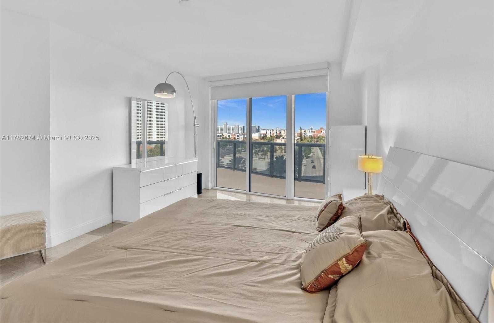 Small Image of 17201 COLLINS AVE #704, Sunny Isles Beach Number 42