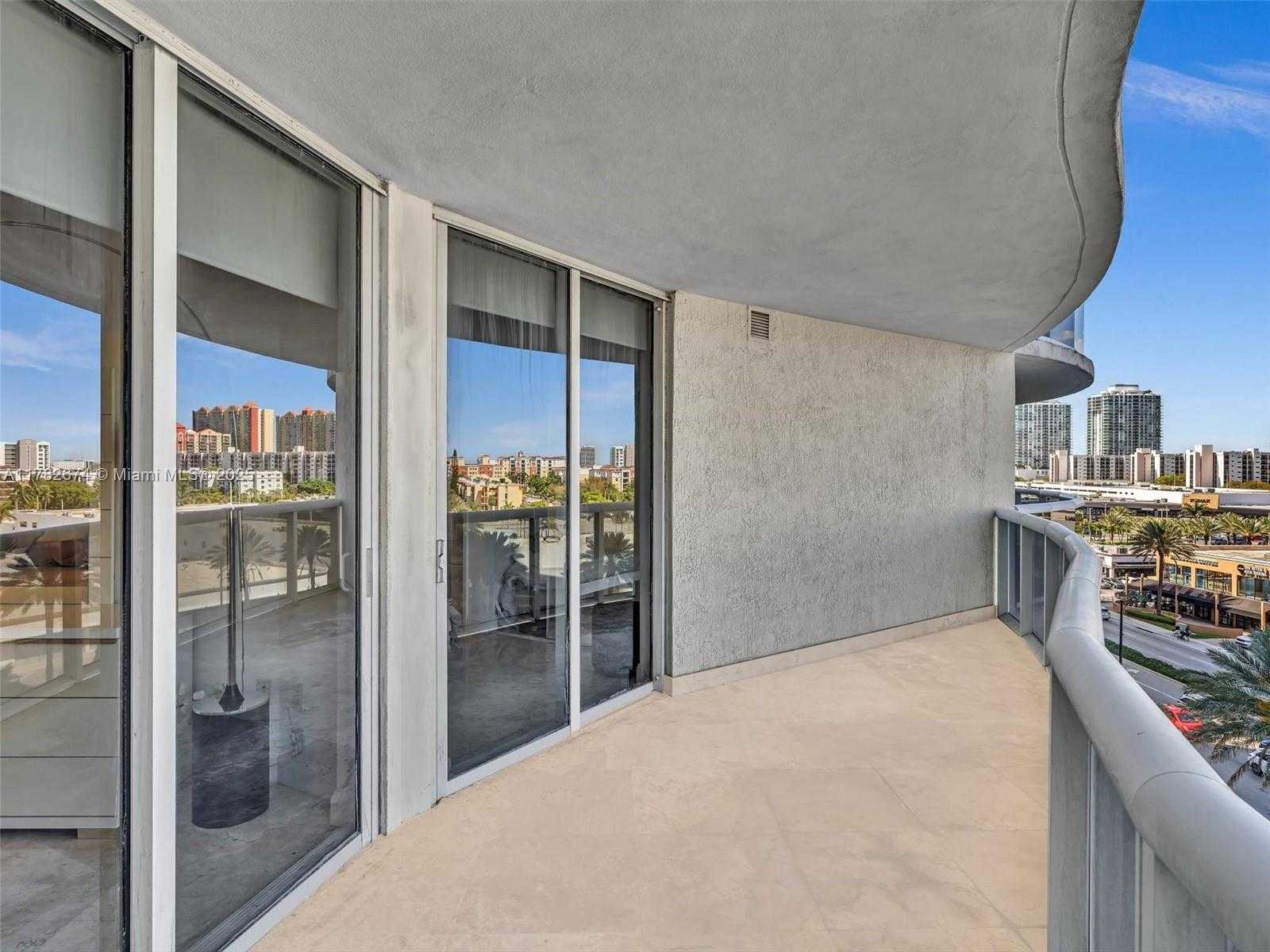 Small Image of 17201 COLLINS AVE #704, Sunny Isles Beach Number 48