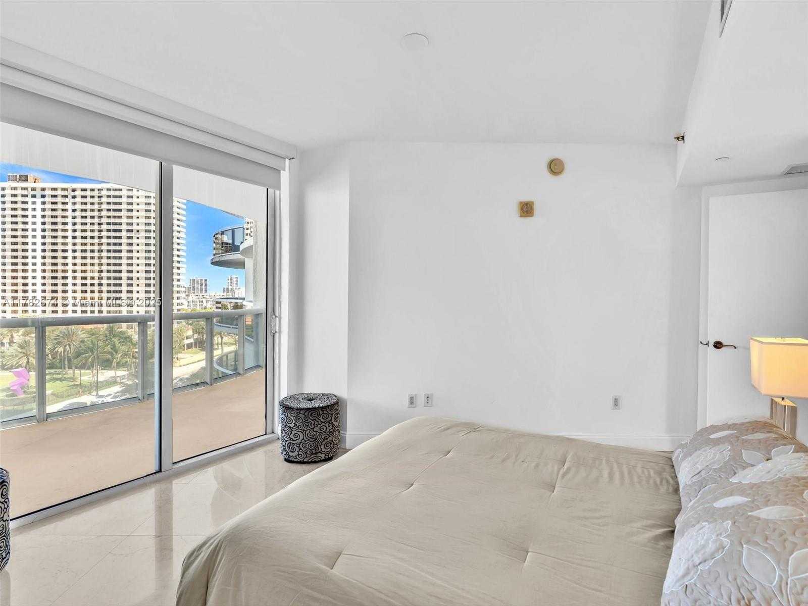 Small Image of 17201 COLLINS AVE #704, Sunny Isles Beach Number 60