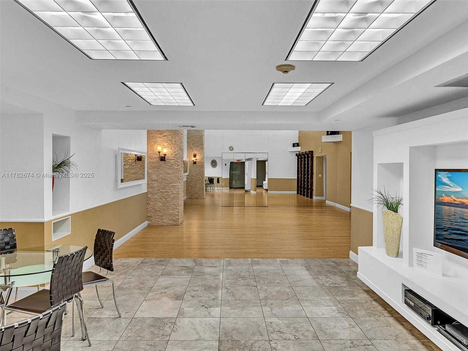 Small Image of 17201 COLLINS AVE #704, Sunny Isles Beach Number 87