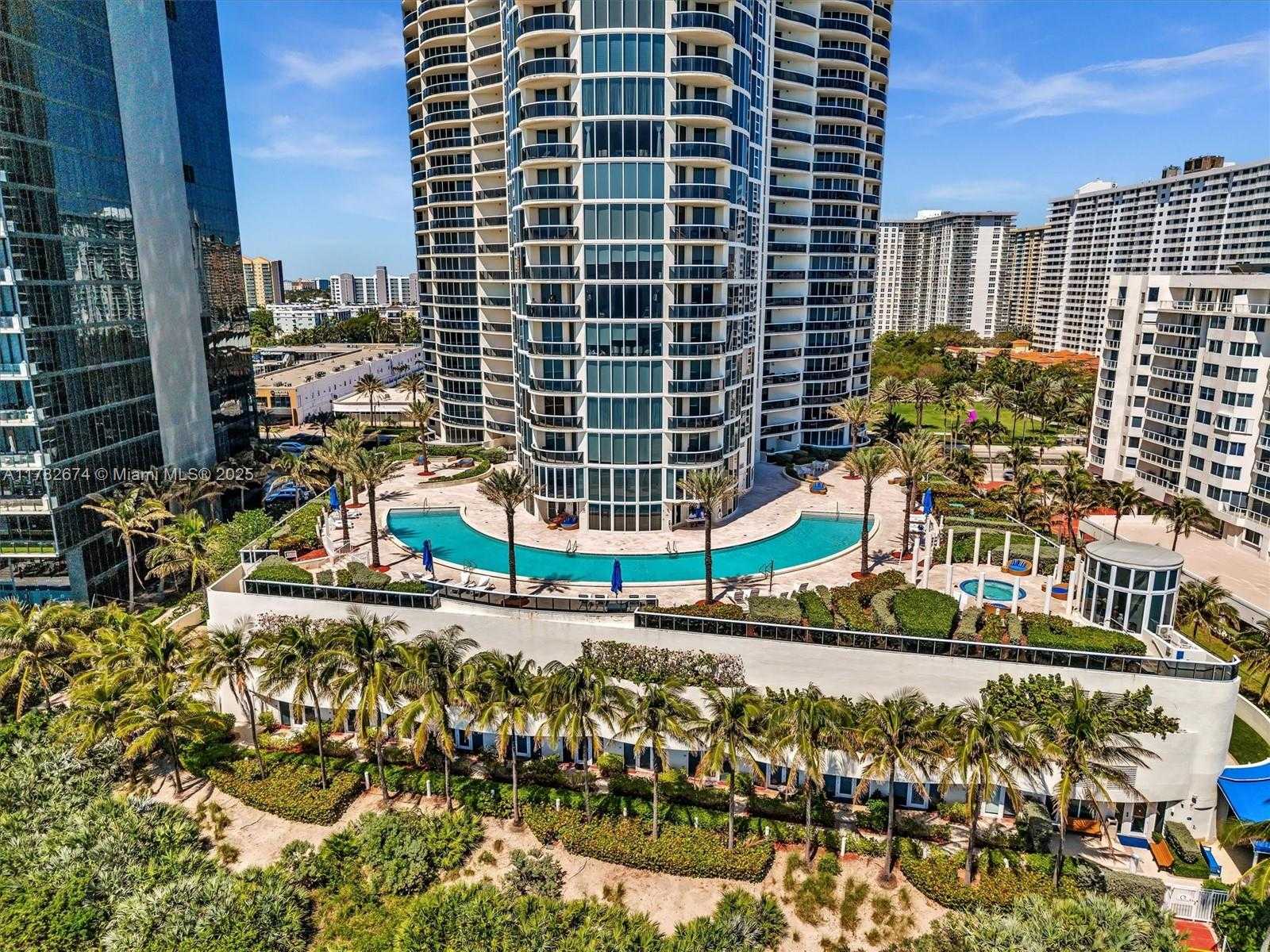 Small Image of 17201 COLLINS AVE #704, Sunny Isles Beach Number 89