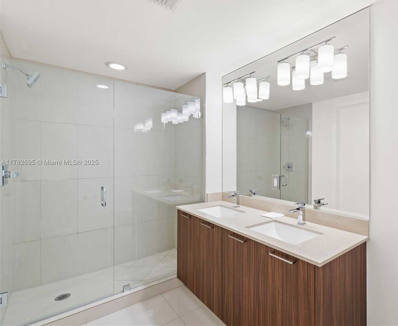 Small Image of 5300 NORTH WEST 85TH #1511, Doral Number 25