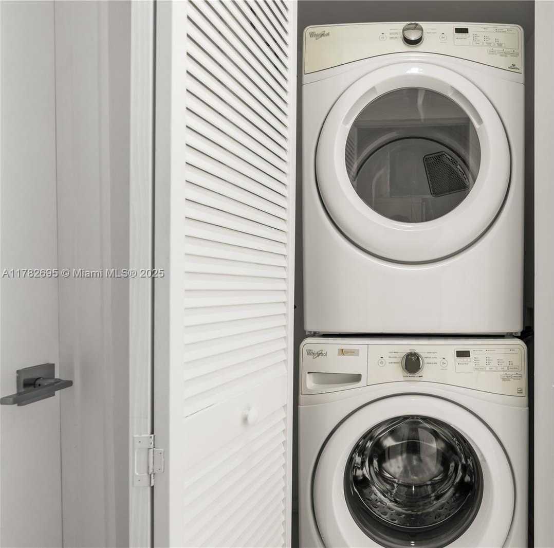 Small Image of 5300 NORTH WEST 85TH #1511, Doral Number 29