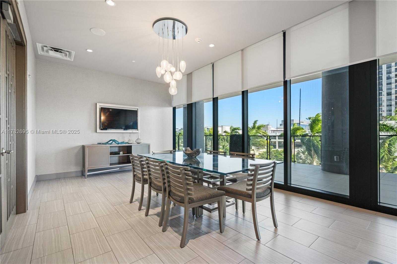 Small Image of 5300 NORTH WEST 85TH #1511, Doral Number 34