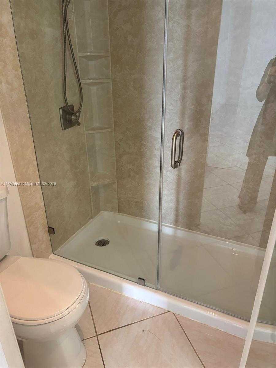Small Image of 20301 WEST COUNTRY CLUB DR #1430, Aventura Number 10