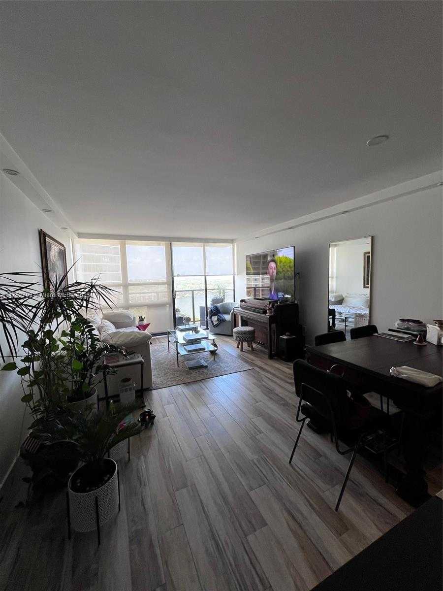 Small Image of 600 NORTH EAST 36TH ST #1706, Miami Number 5