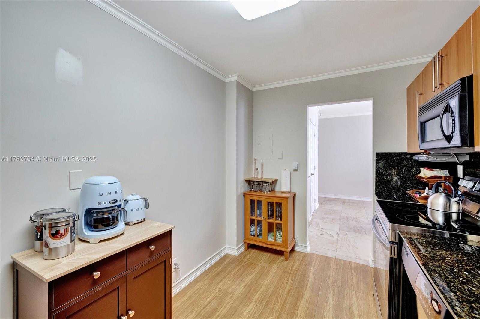 Small Image of 3001 SOUTH OCEAN DR #1507, Hollywood Number 16
