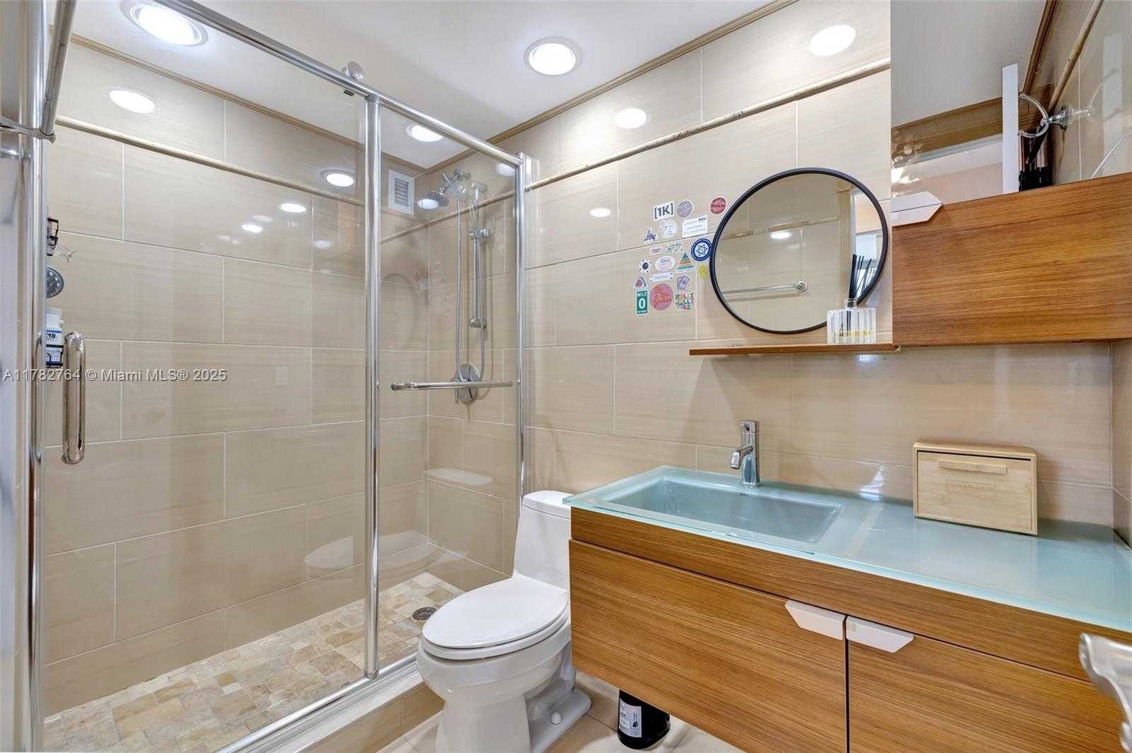 Small Image of 3001 SOUTH OCEAN DR #1507, Hollywood Number 24