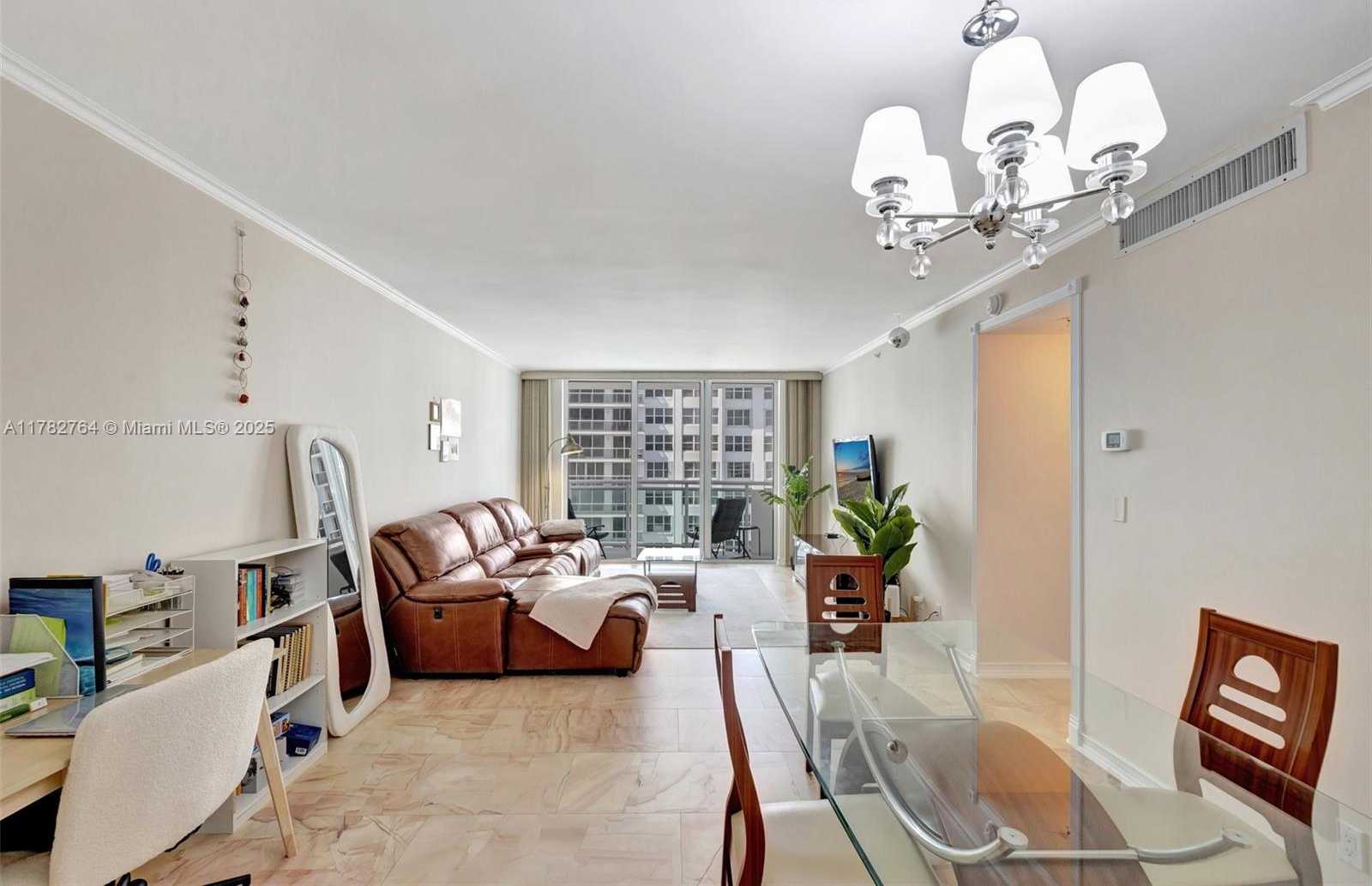 Small Image of 3001 SOUTH OCEAN DR #1507, Hollywood Number 5
