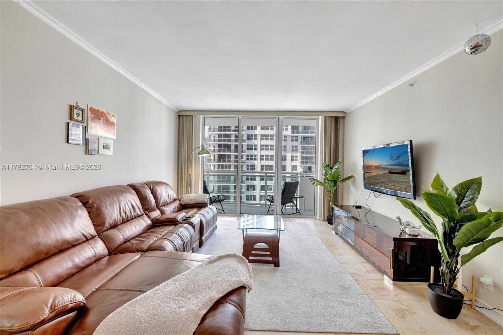 Small Image of 3001 SOUTH OCEAN DR #1507, Hollywood Number 7