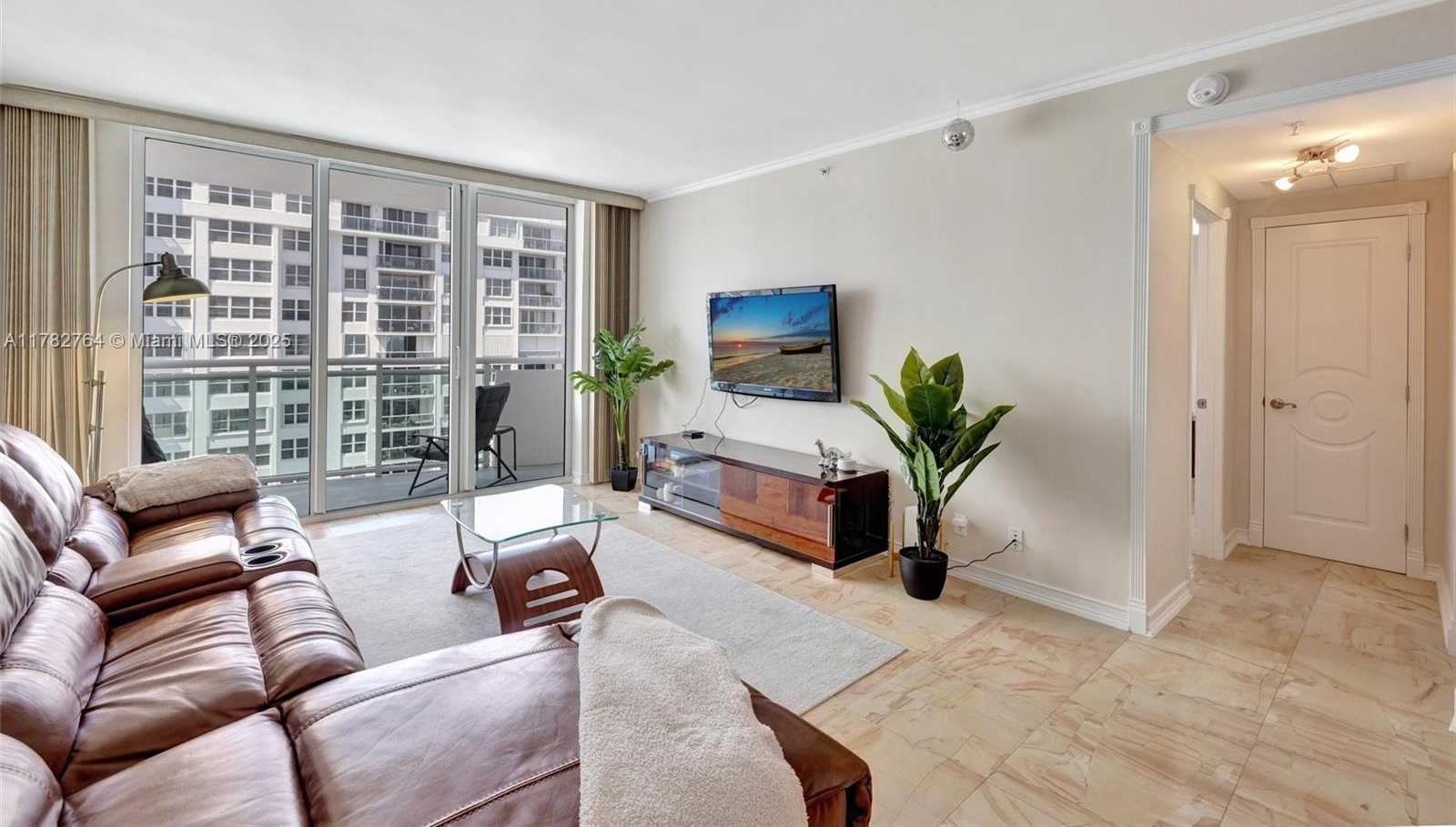 Small Image of 3001 SOUTH OCEAN DR #1507, Hollywood Number 8