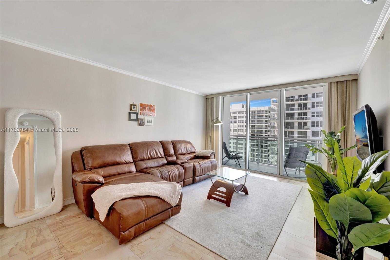Small Image of 3001 SOUTH OCEAN DR #1507, Hollywood Number 9