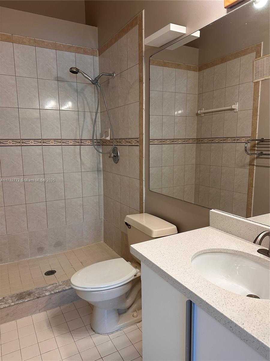 Small Image of Pembroke Pines Number 6