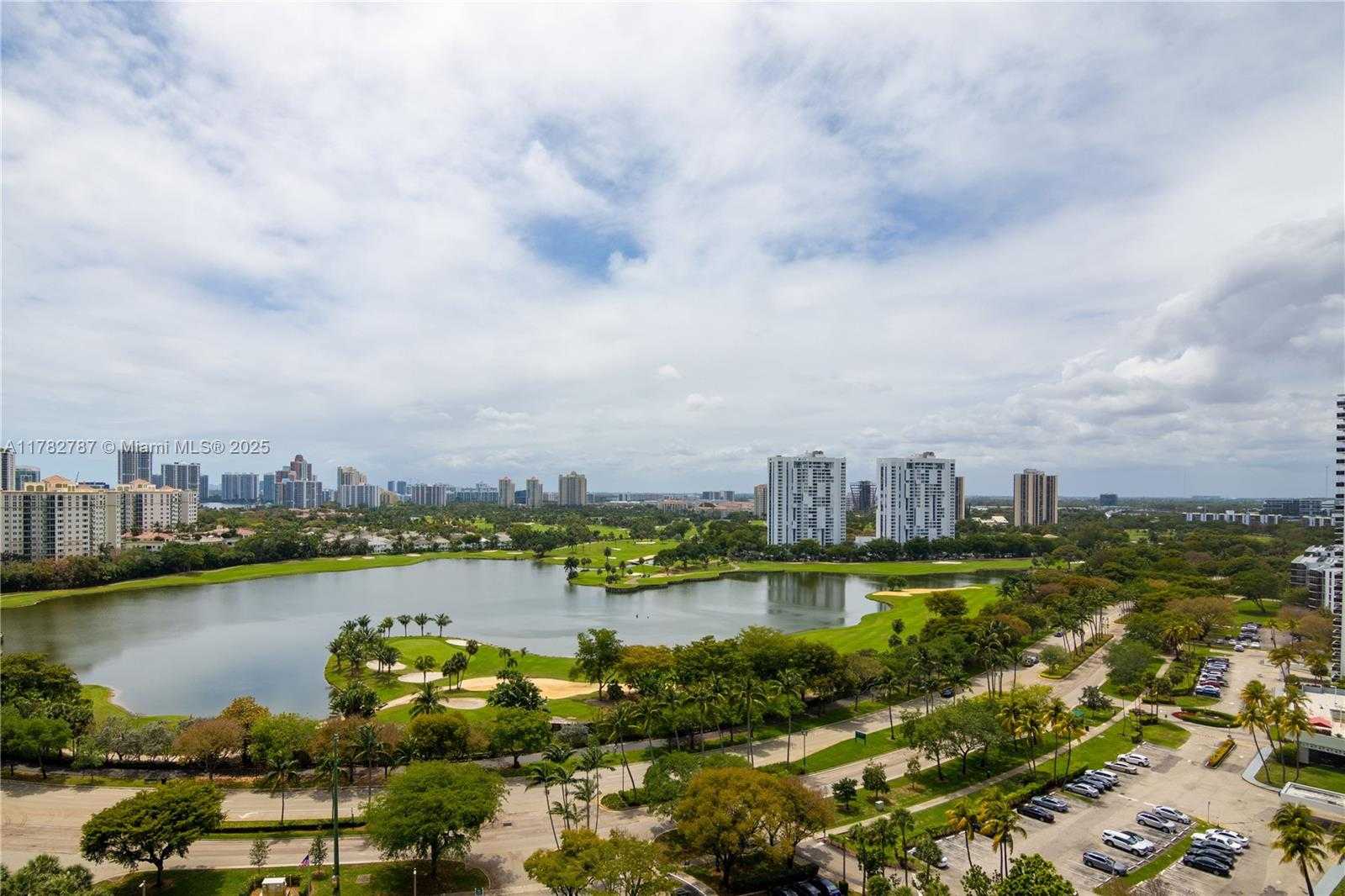 Small Image of 3731 NORTH COUNTRY CLUB DR #1927, Aventura Number 35