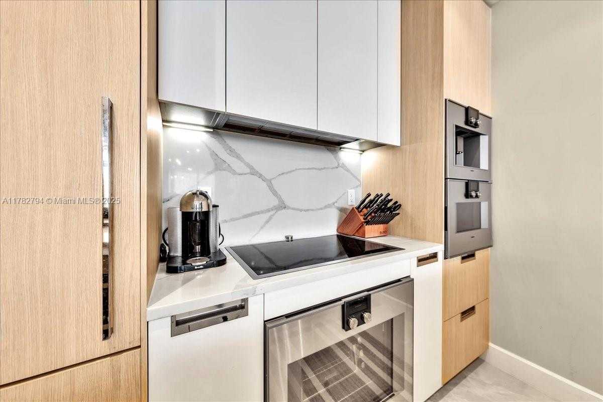 Small Image of 15701 COLLINS AVE #4604, Sunny Isles Beach Number 14