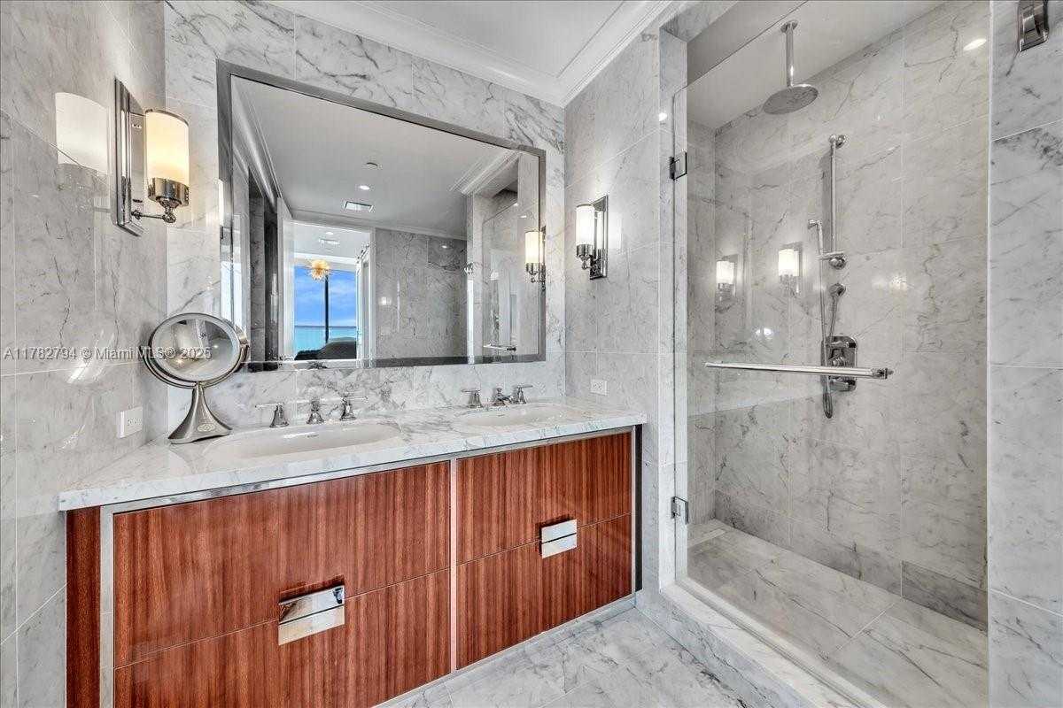 Small Image of 15701 COLLINS AVE #4604, Sunny Isles Beach Number 21