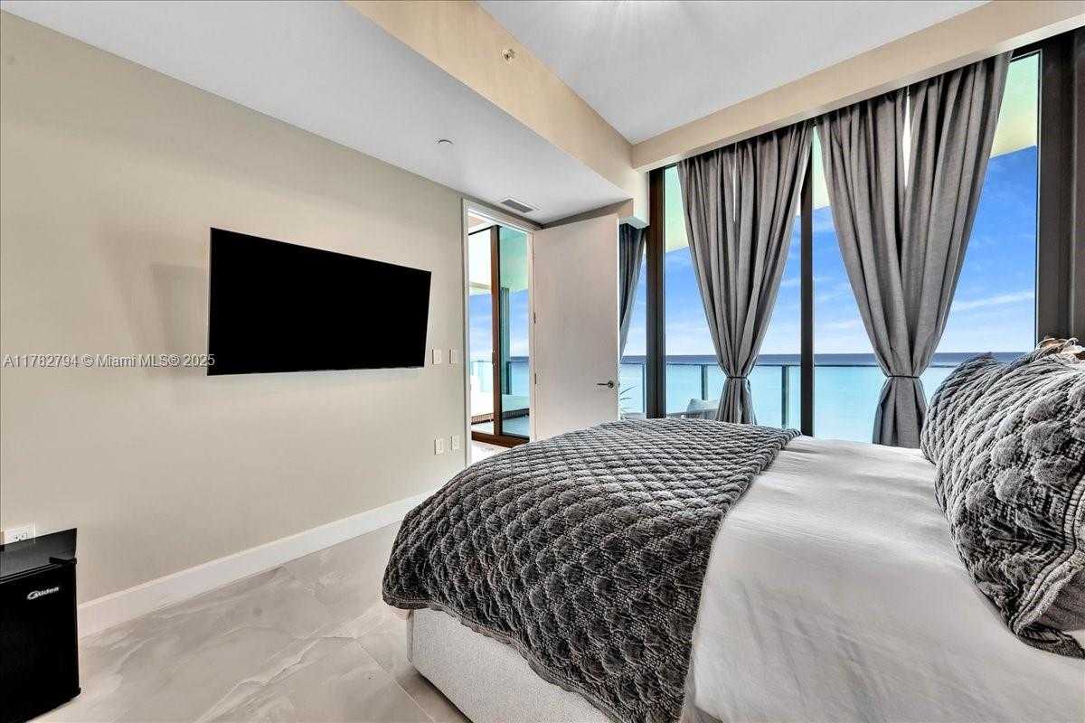 Small Image of 15701 COLLINS AVE #4604, Sunny Isles Beach Number 27