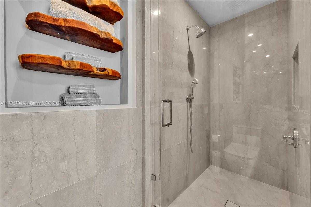 Small Image of 15701 COLLINS AVE #4604, Sunny Isles Beach Number 29