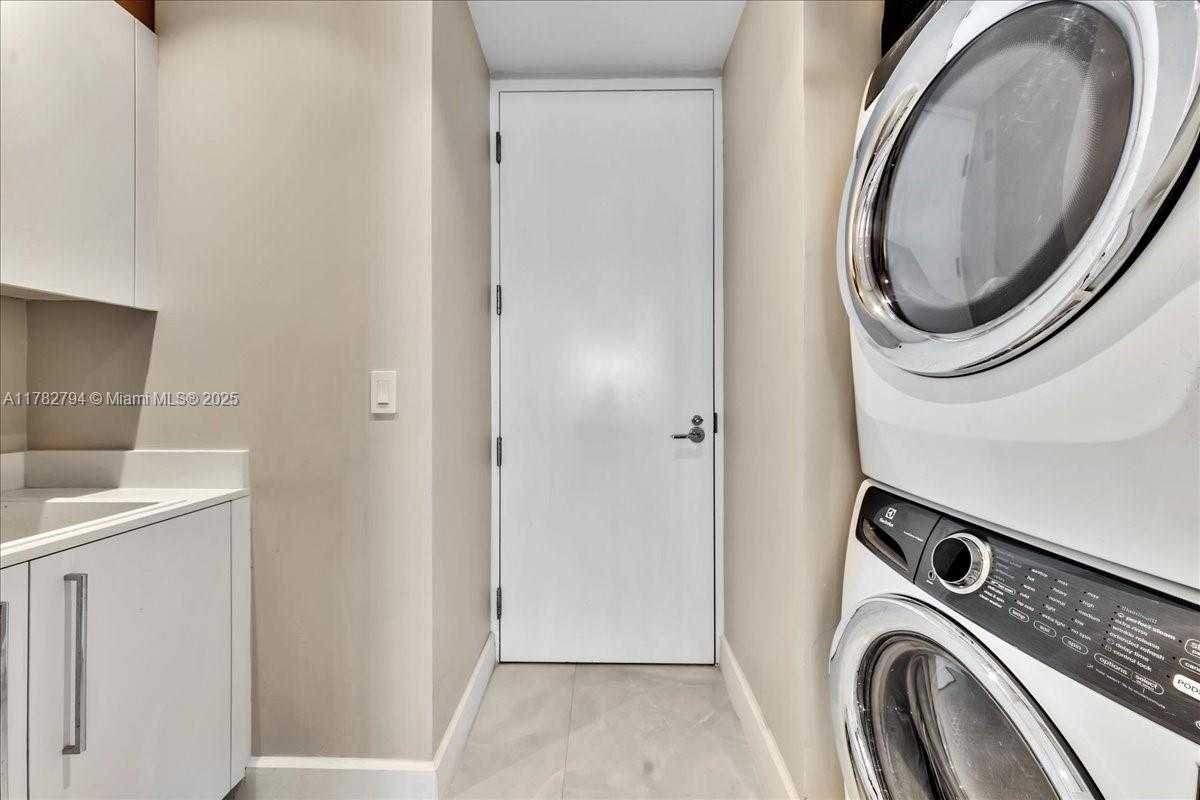 Small Image of 15701 COLLINS AVE #4604, Sunny Isles Beach Number 34