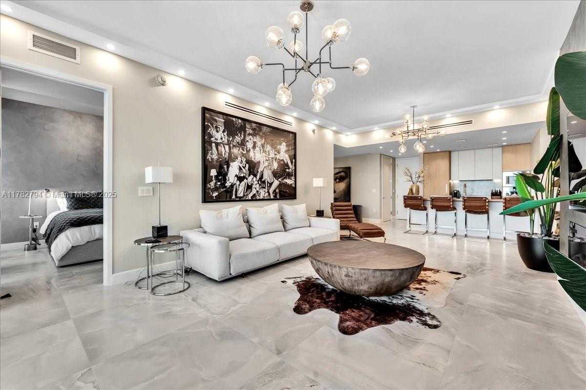 Small Image of 15701 COLLINS AVE #4604, Sunny Isles Beach Number 8