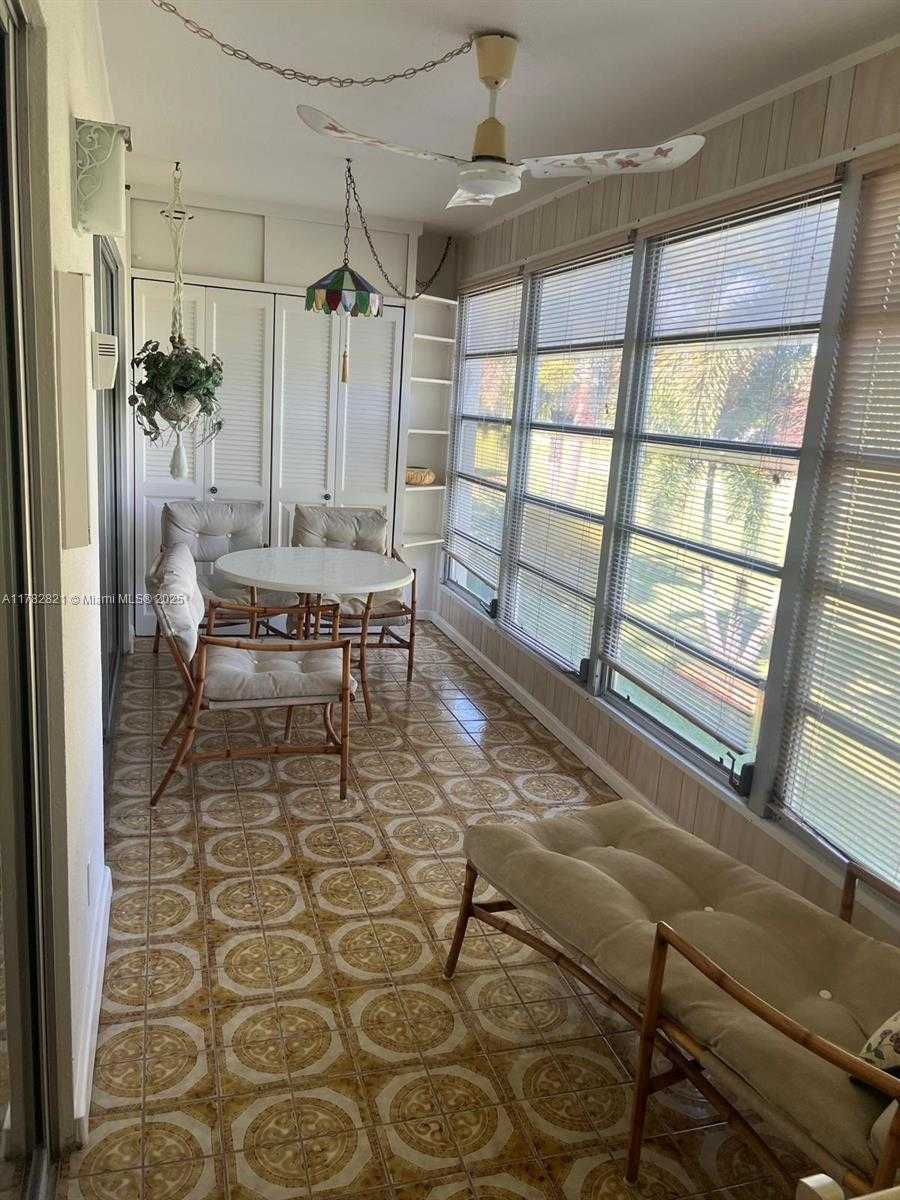 Small Image of 3102 PORTOFINO PT #M2, Coconut Creek Number 13