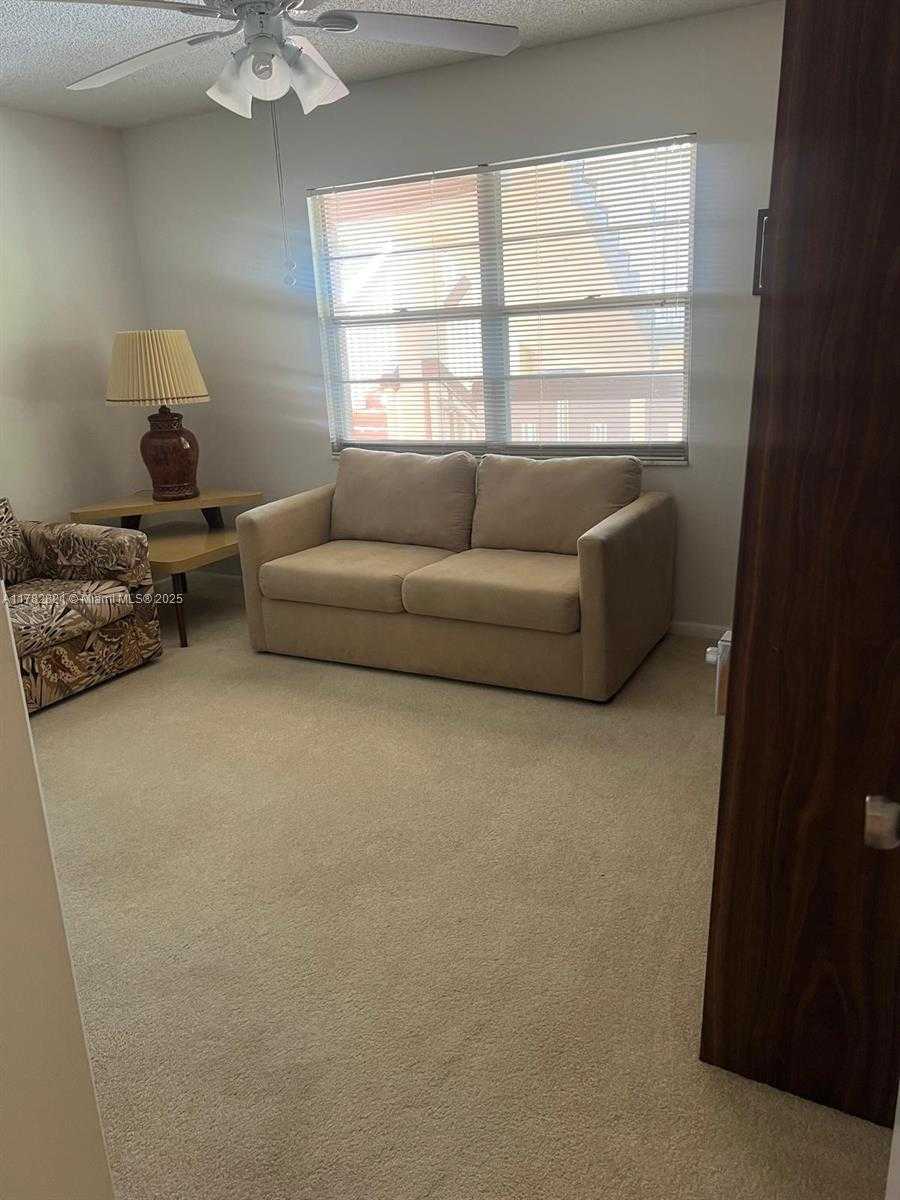 Small Image of 3102 PORTOFINO PT #M2, Coconut Creek Number 26