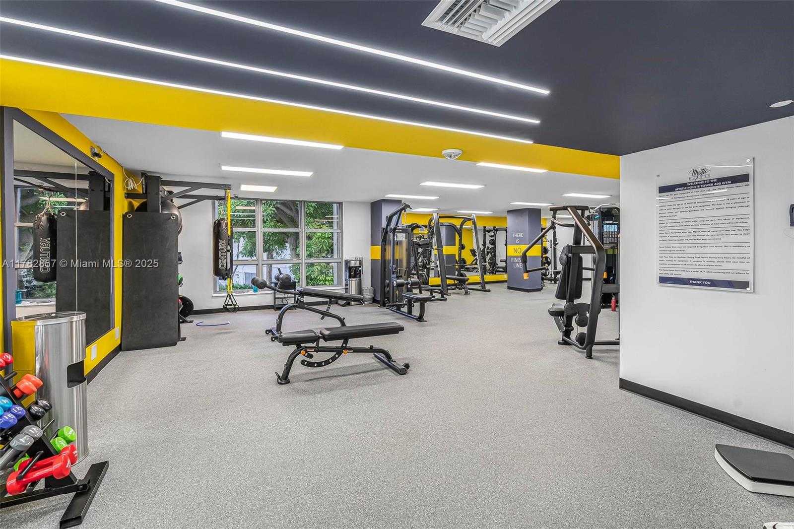 Small Image of 3500 MYSTIC POINTE DR #604, Aventura Number 29
