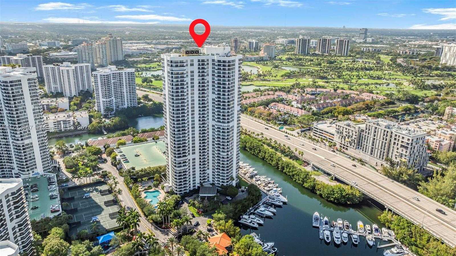 Small Image of 3500 MYSTIC POINTE DR #604, Aventura Number 32