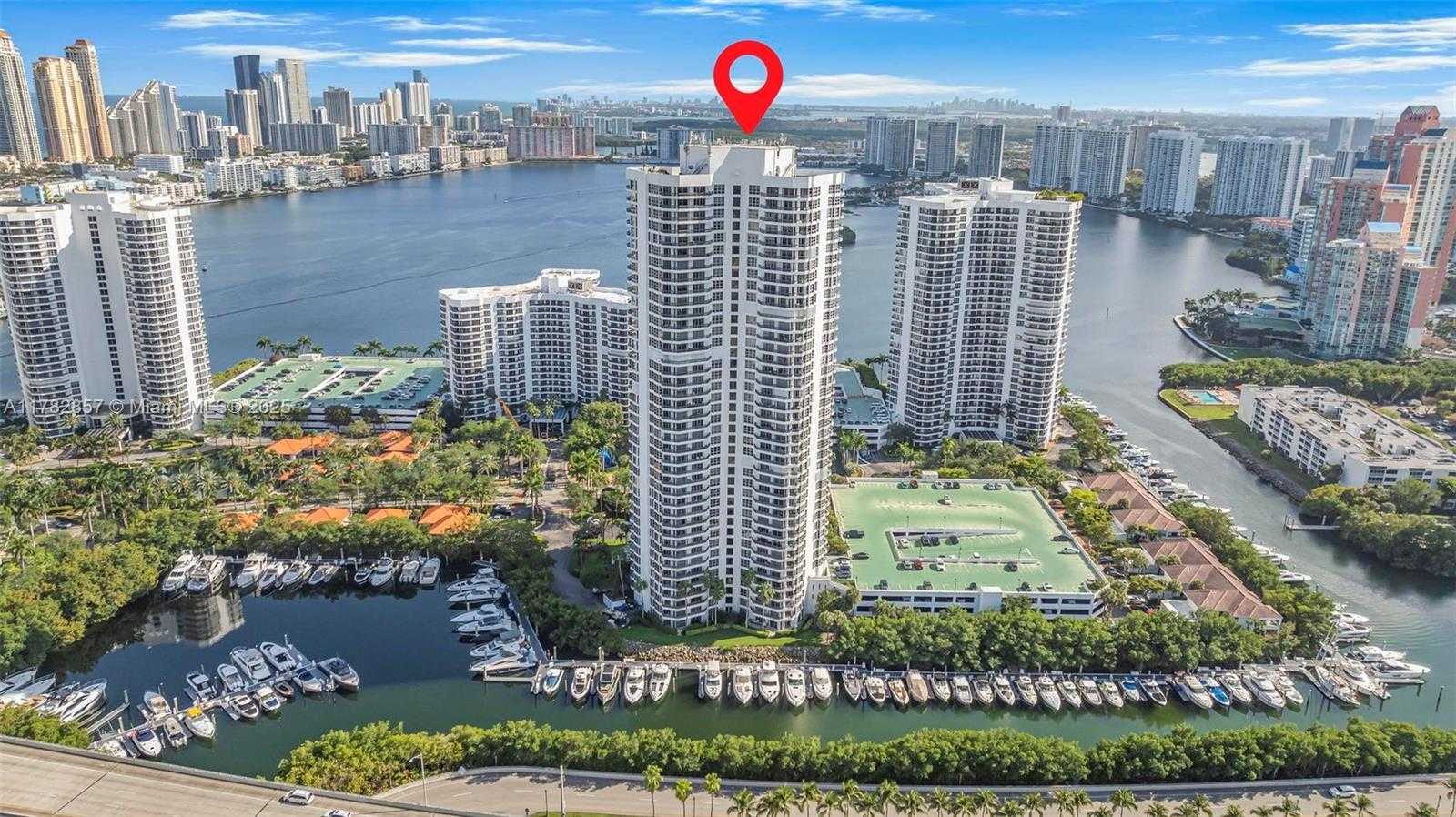 Small Image of 3500 MYSTIC POINTE DR #604, Aventura Number 36