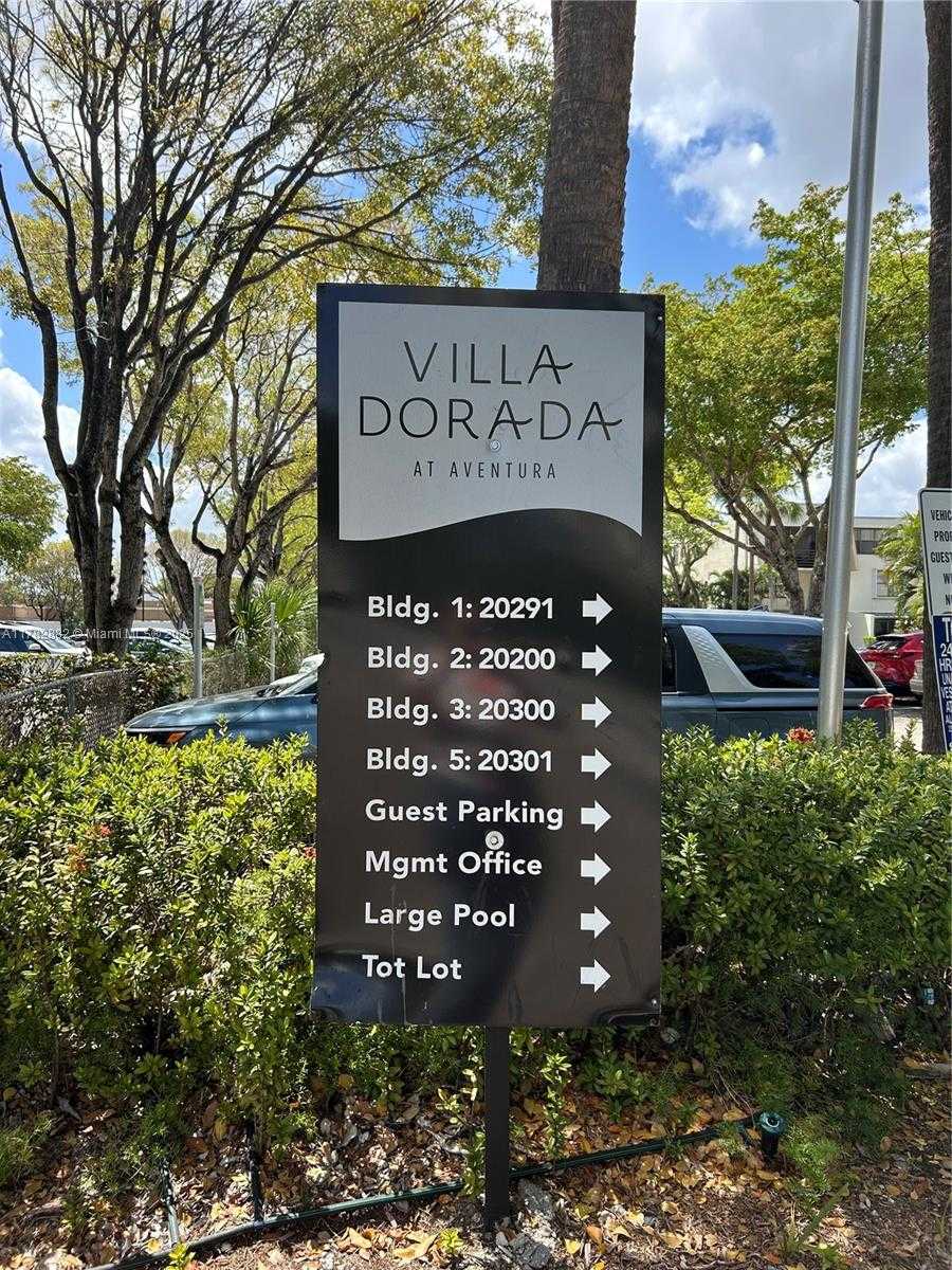 Small Image of 20200 WEST COUNTRY CLUB DR #101, Aventura Number 5