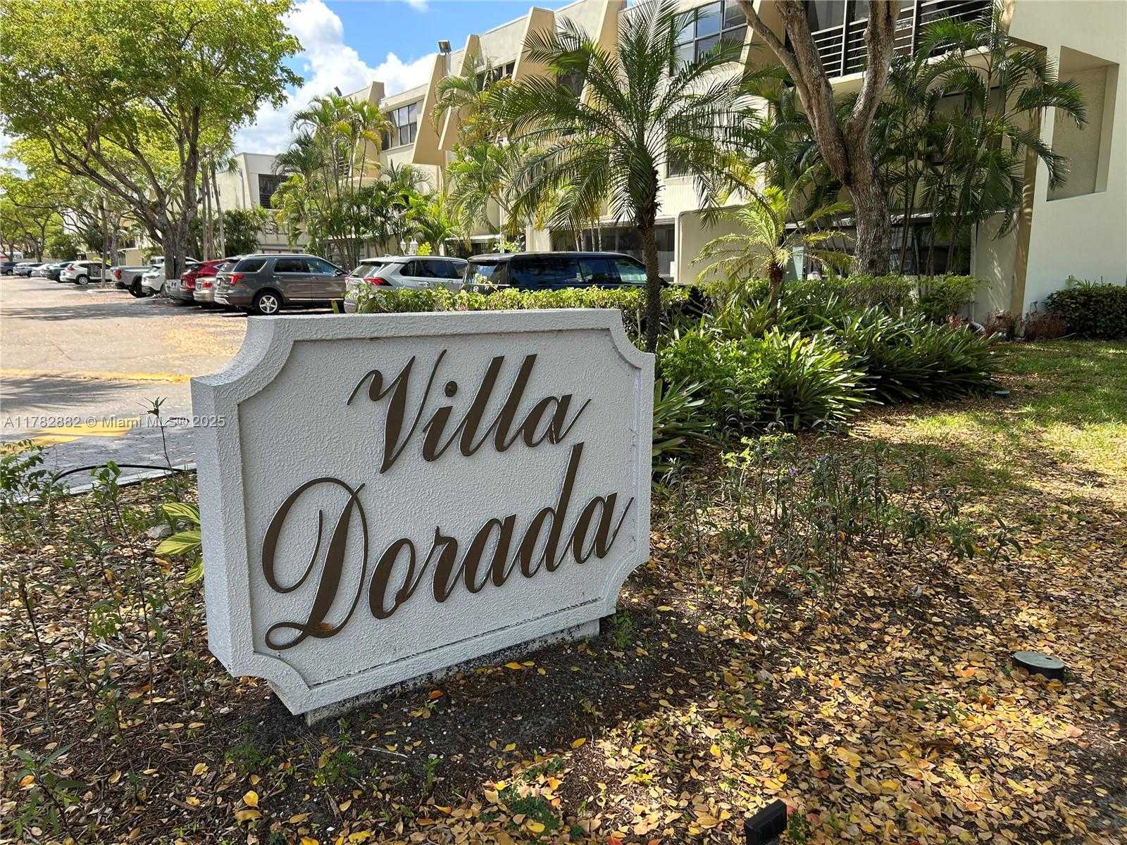 Small Image of 20200 WEST COUNTRY CLUB DR #101, Aventura Number 6