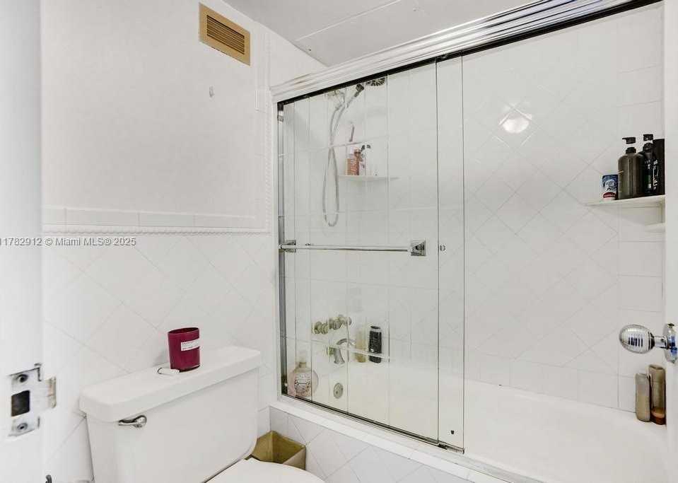 Small Image of 3725 SOUTH OCEAN DR #910, Hollywood Number 26