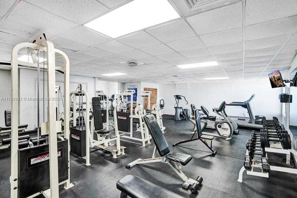 Small Image of 3725 SOUTH OCEAN DR #910, Hollywood Number 35