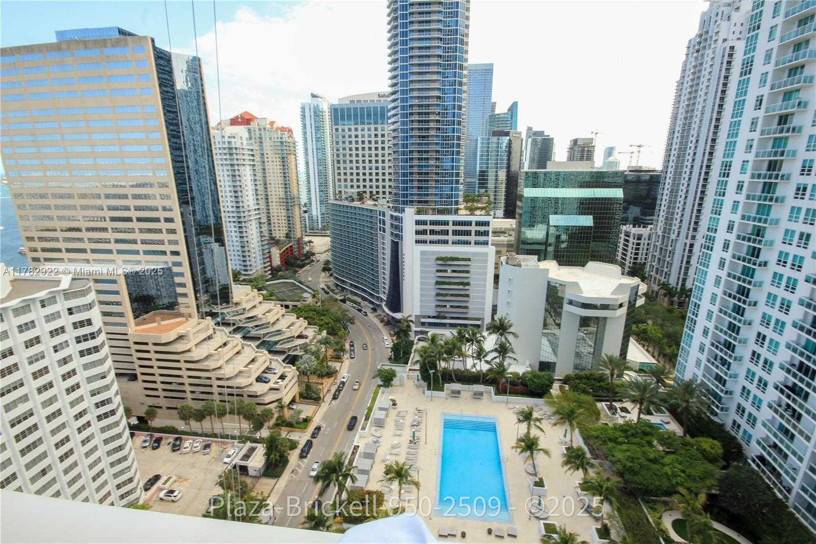 Small Image of 950 BRICKELL BAY DR #2509, Miami Number 23