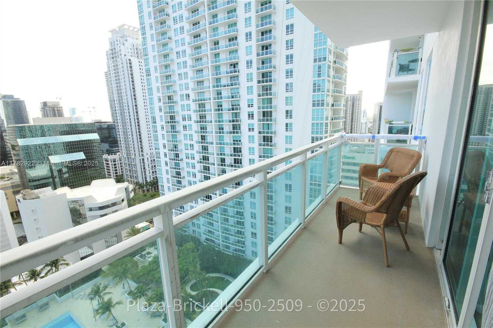 Small Image of 950 BRICKELL BAY DR #2509, Miami Number 25