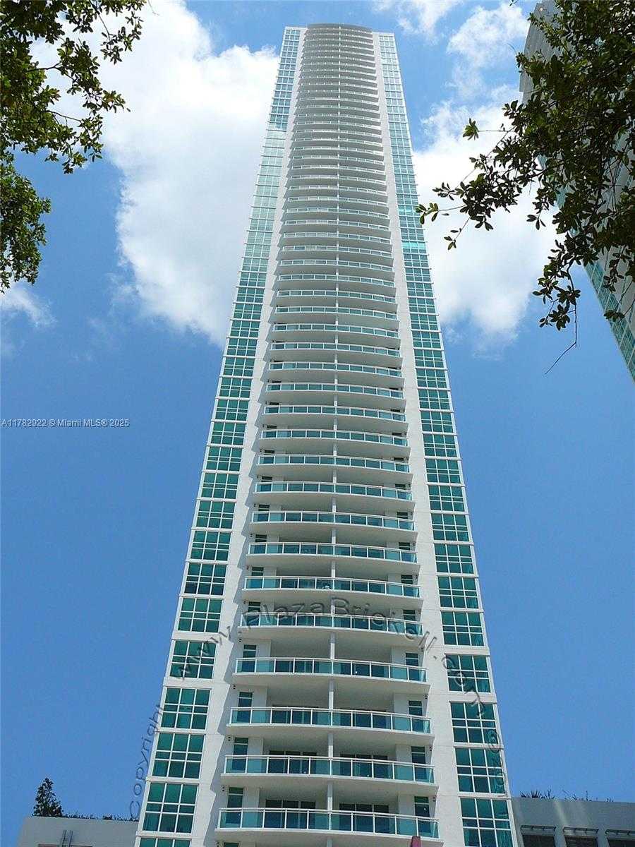 Small Image of 950 BRICKELL BAY DR #2509, Miami Number 43