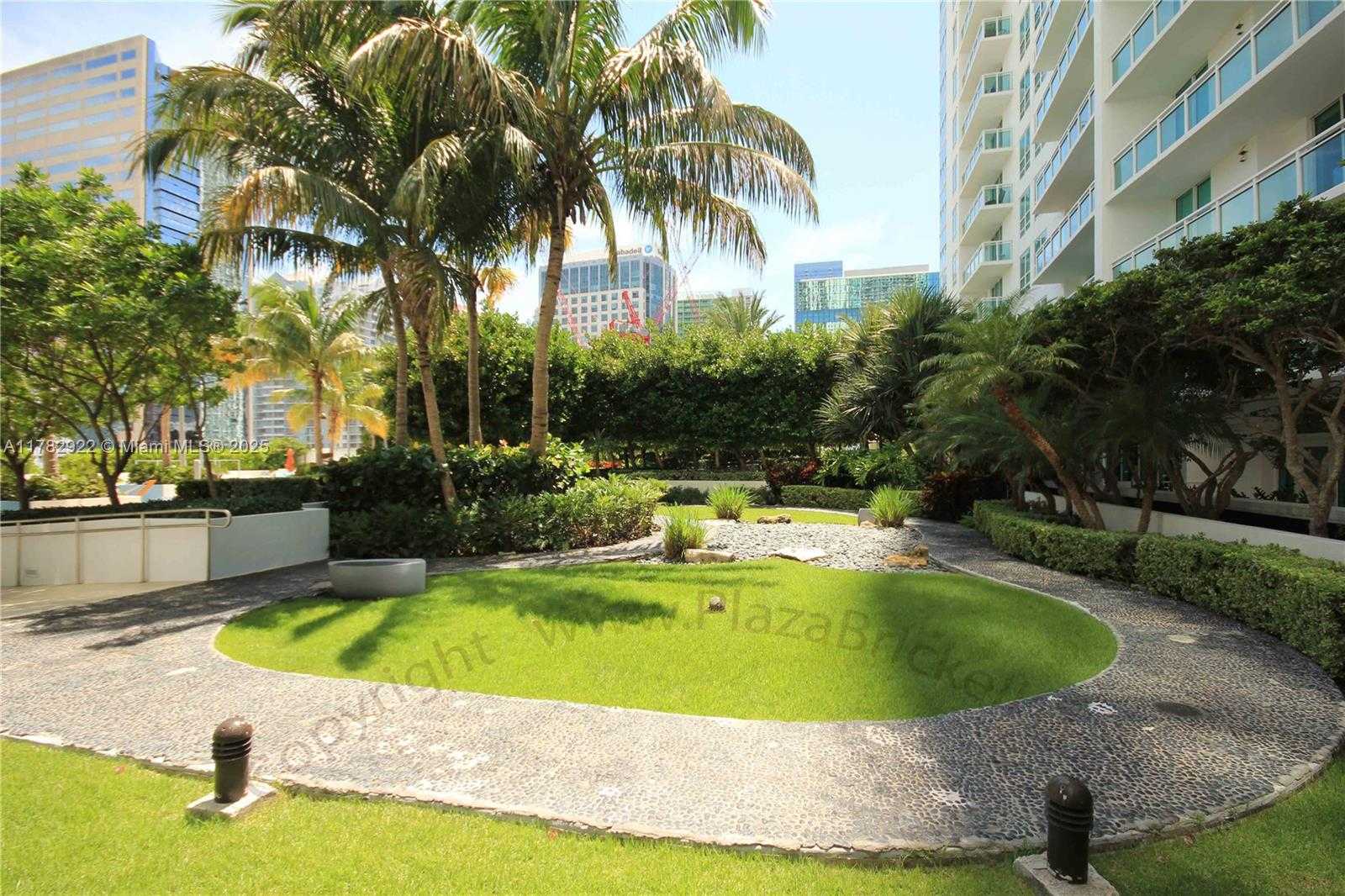 Small Image of 950 BRICKELL BAY DR #2509, Miami Number 55
