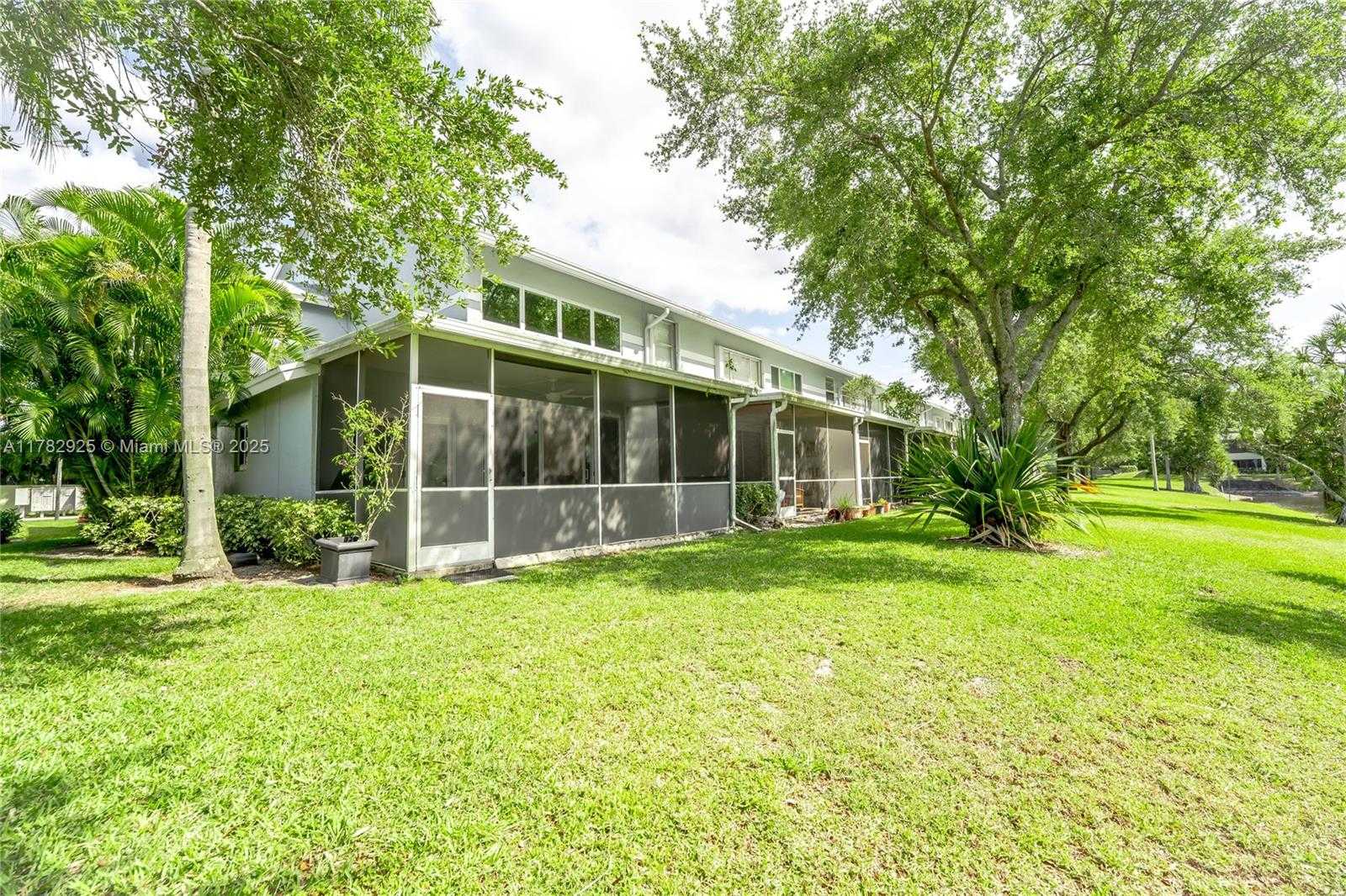 Small Image of 6061 OLD COURT RD #208, Boca Raton Number 28