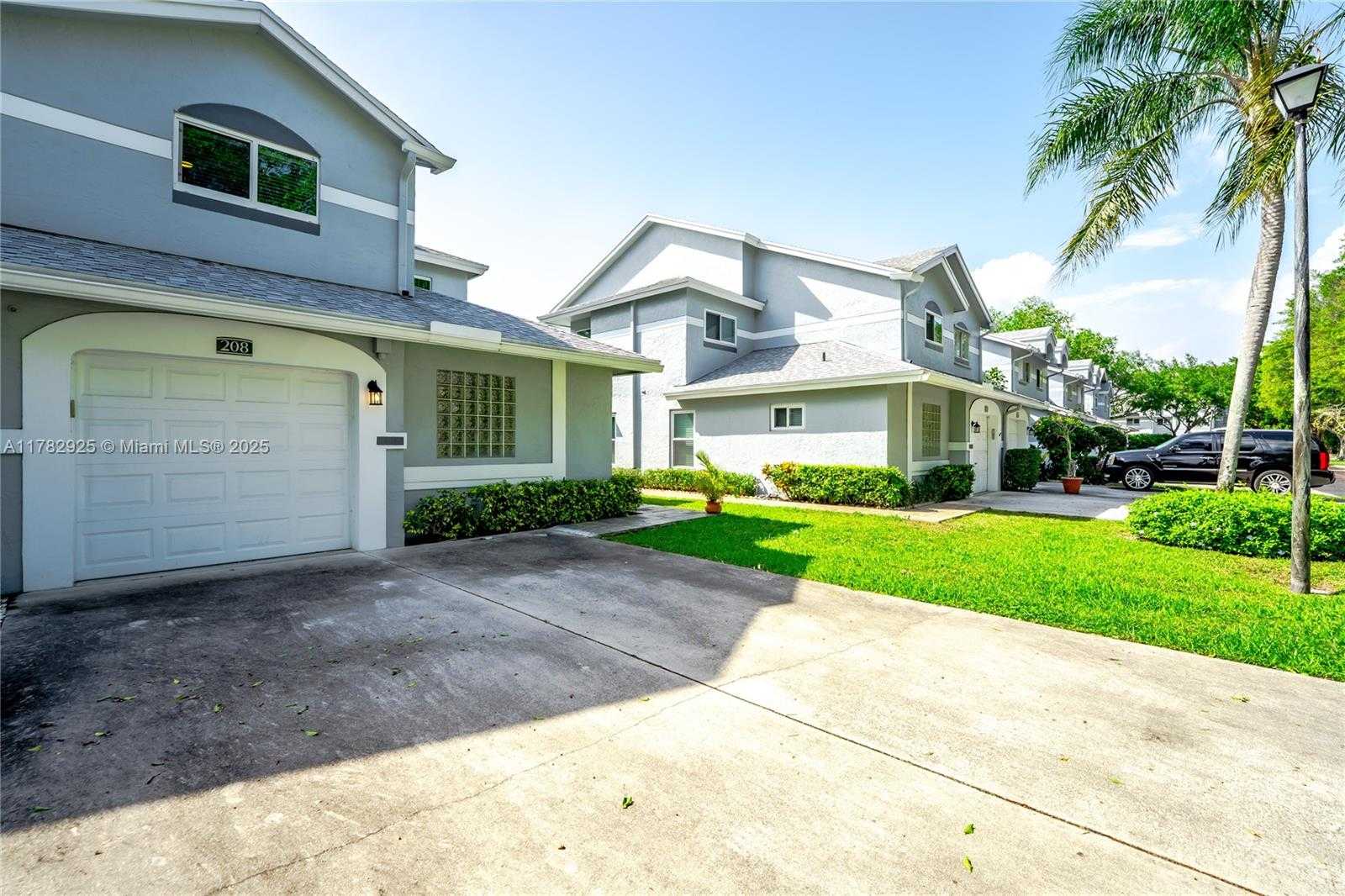 Small Image of 6061 OLD COURT RD #208, Boca Raton Number 32