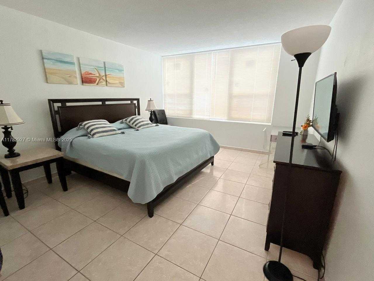 Small Image of 3505 SOUTH OCEAN DR #208, Hollywood Number 12