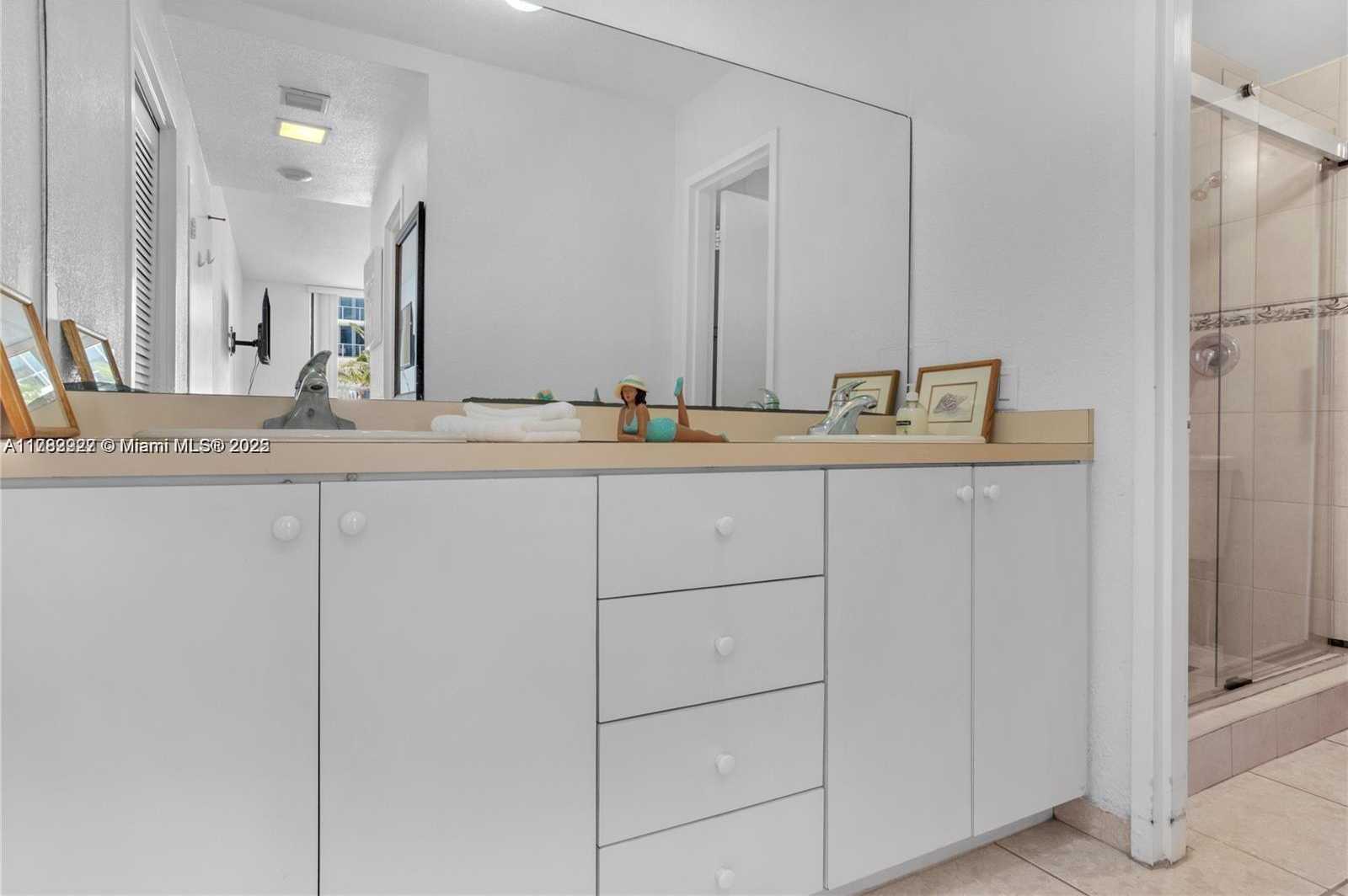 Small Image of 3505 SOUTH OCEAN DR #208, Hollywood Number 15