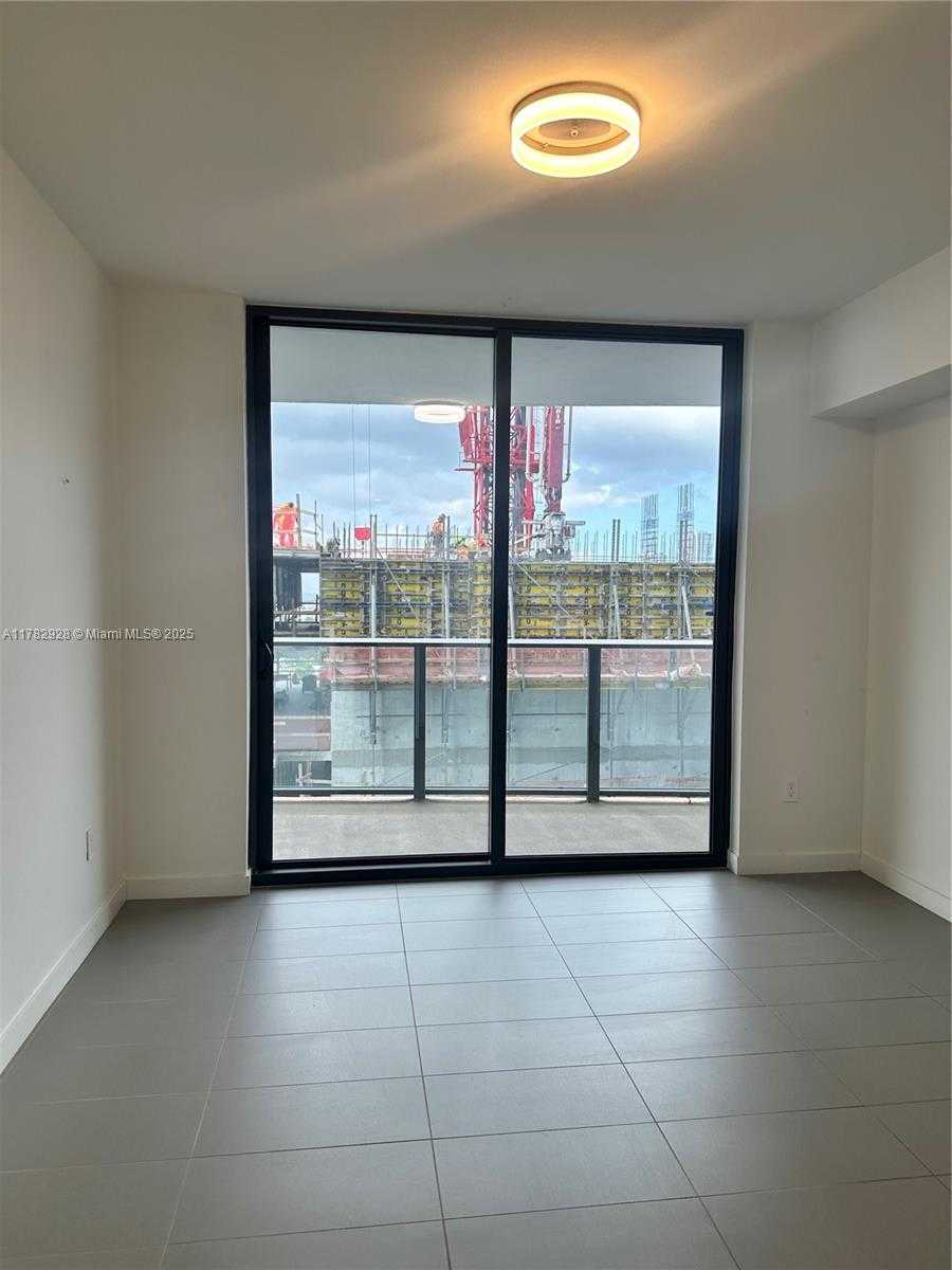 Small Image of 1600 NORTH EAST 1ST AVE #2017, Miami Number 10