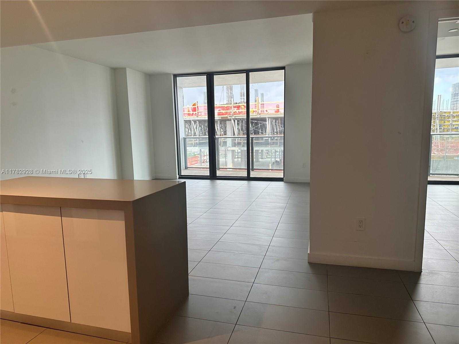 Small Image of 1600 NORTH EAST 1ST AVE #2017, Miami Number 3