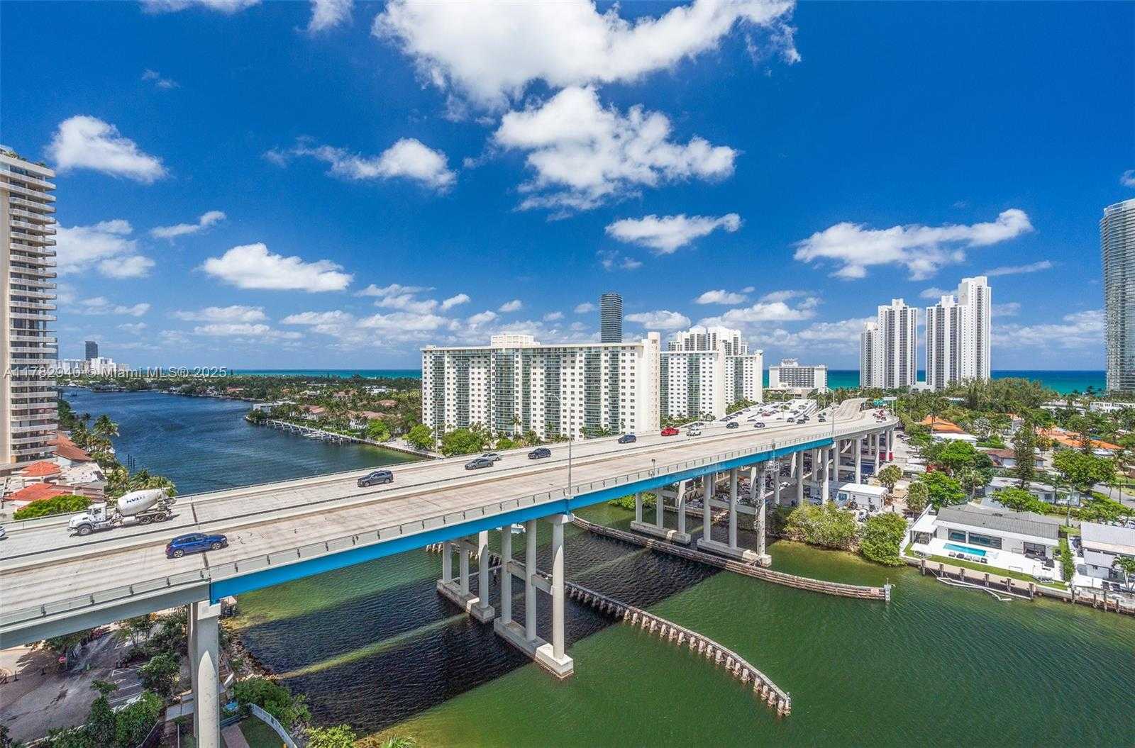 Small Image of Aventura Number 39