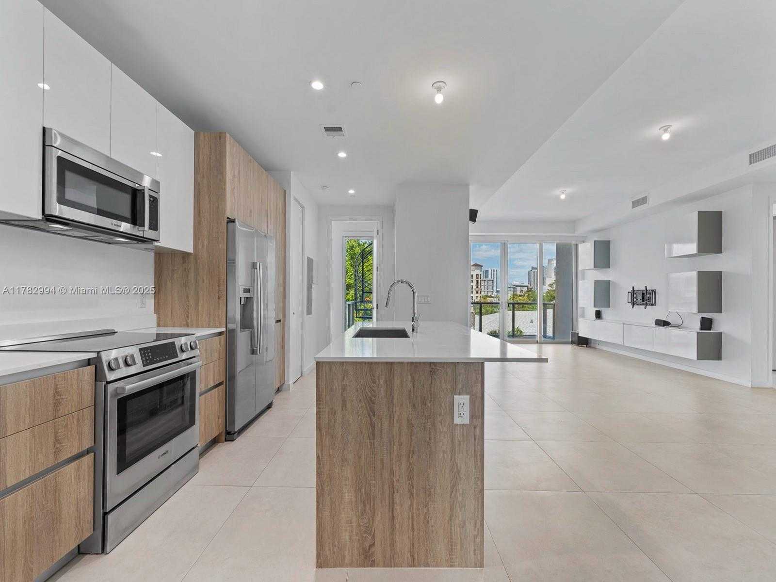 Small Image of 529 SOUTH WEST 11TH ST #303, Miami Number 12